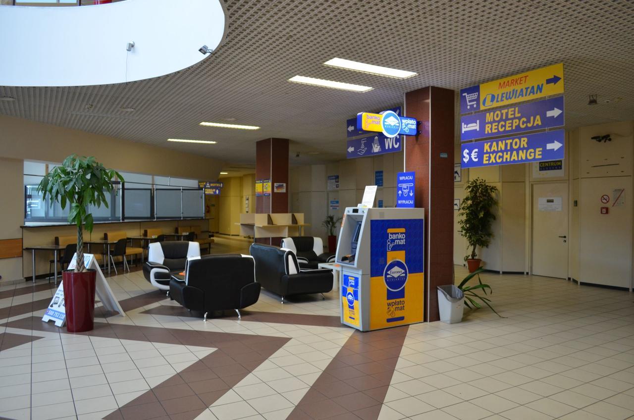 Centrum Olszyna Olszyna  Buitenkant foto